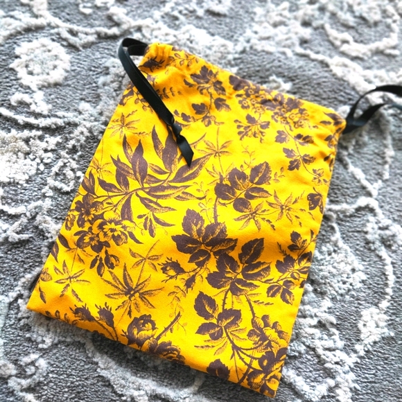 Gucci pouch - Picture 2 of 5